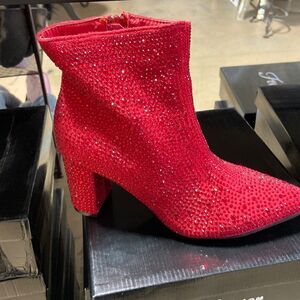 ‎Red rhinestone boots